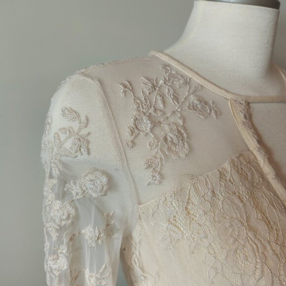 American Eagle Cream Blouse - Picture 5 of 10